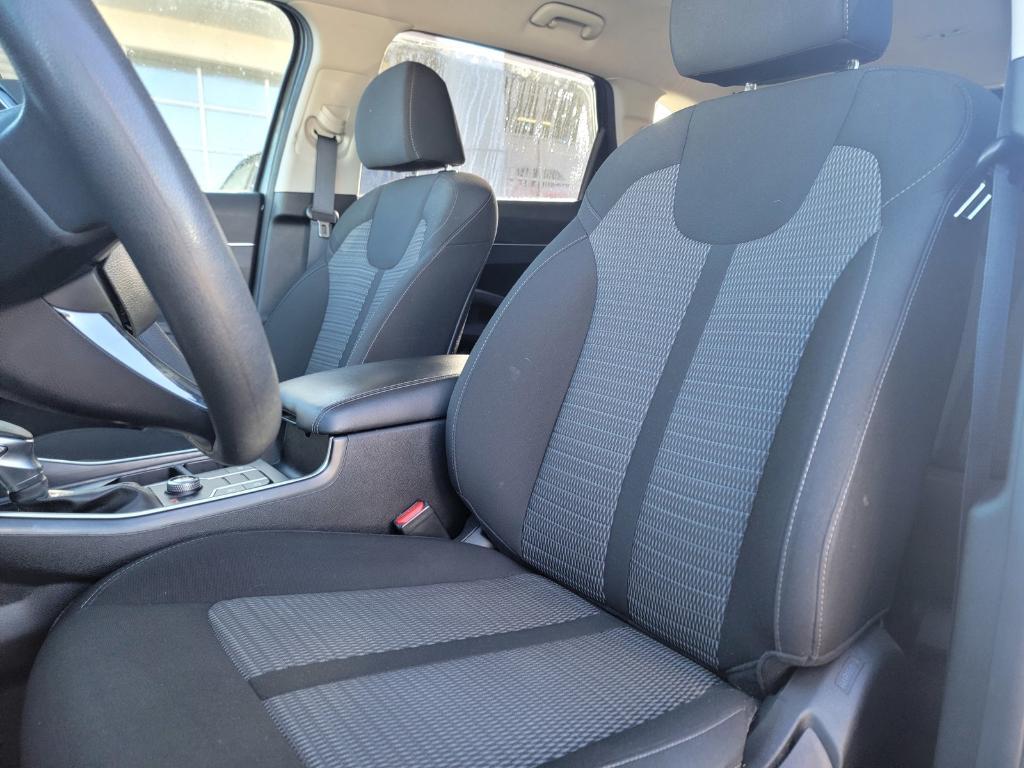 used 2023 Kia Sorento car, priced at $24,198