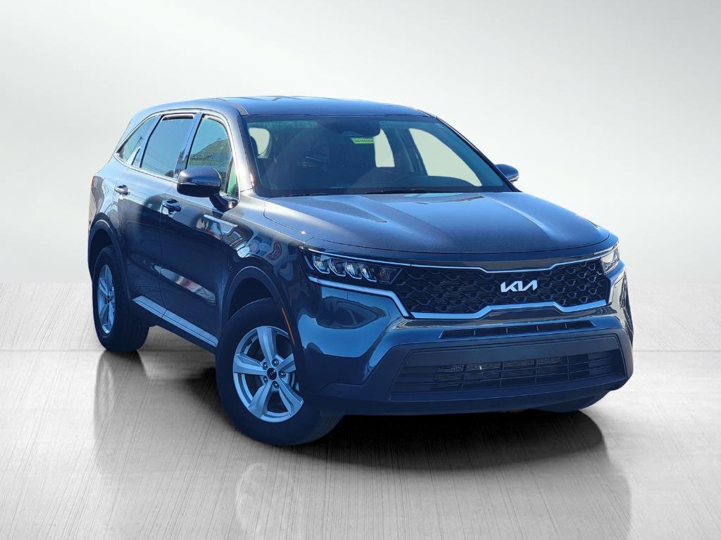 used 2023 Kia Sorento car, priced at $24,198