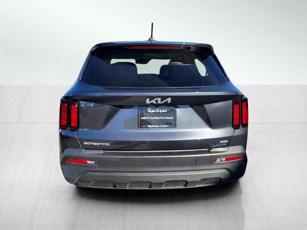 used 2023 Kia Sorento car, priced at $24,198