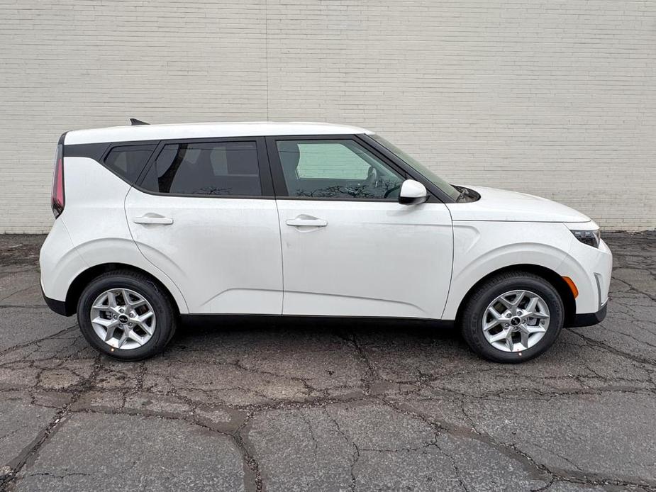 new 2025 Kia Soul car, priced at $21,435