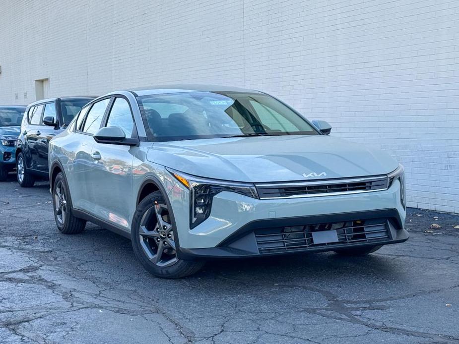 new 2025 Kia K4 car, priced at $23,645