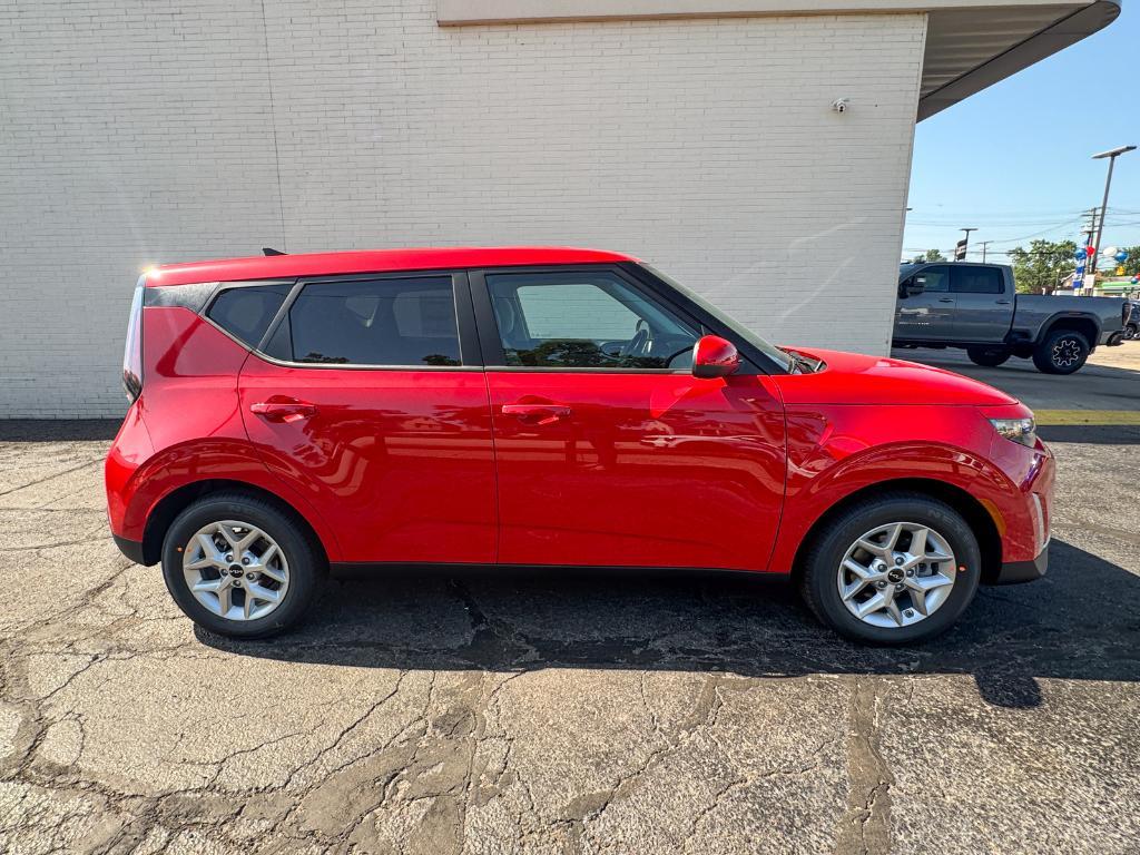 new 2025 Kia Soul car, priced at $22,260