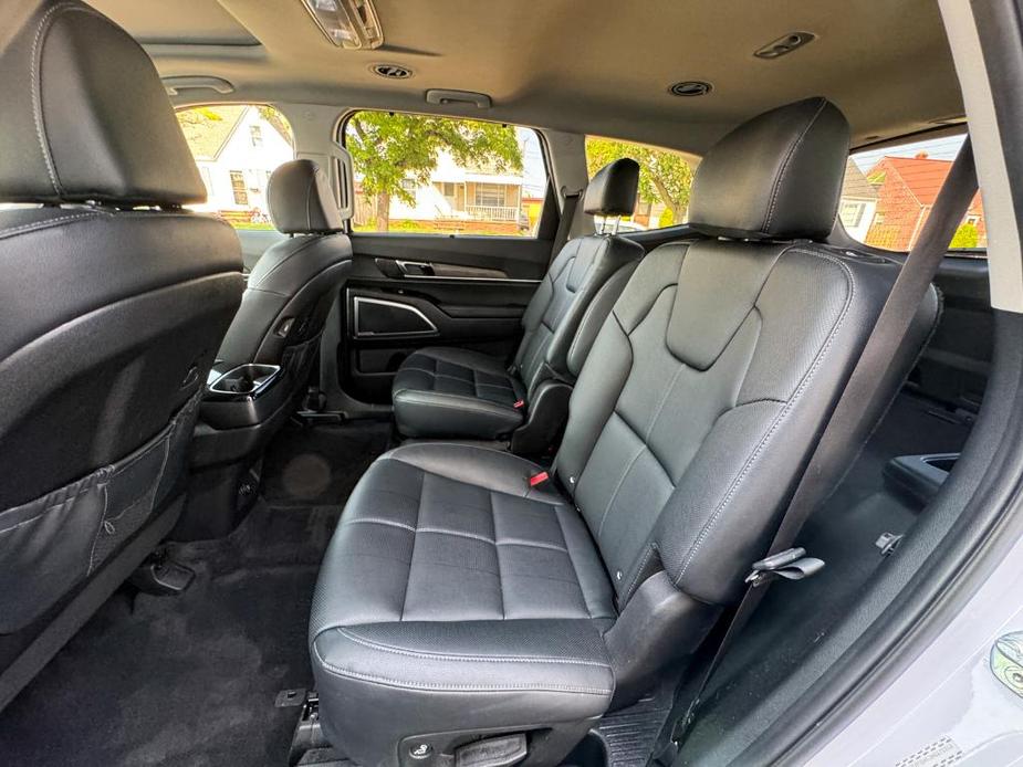 used 2022 Kia Telluride car, priced at $36,927