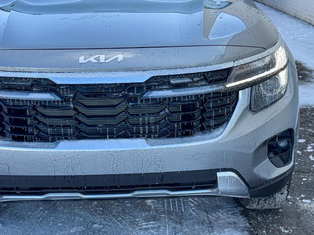 new 2025 Kia Seltos car, priced at $28,115