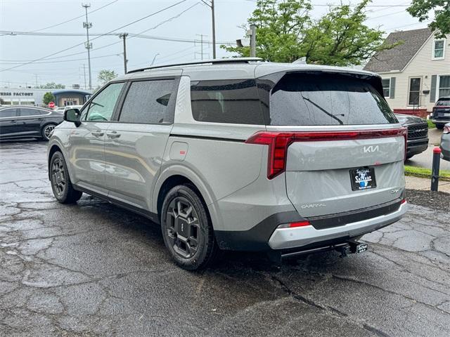 new 2025 Kia Carnival Hybrid car, priced at $45,300