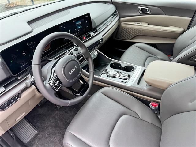 new 2025 Kia Carnival Hybrid car, priced at $45,300