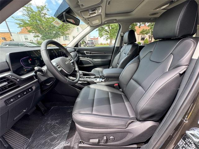 new 2025 Kia Telluride car, priced at $43,005