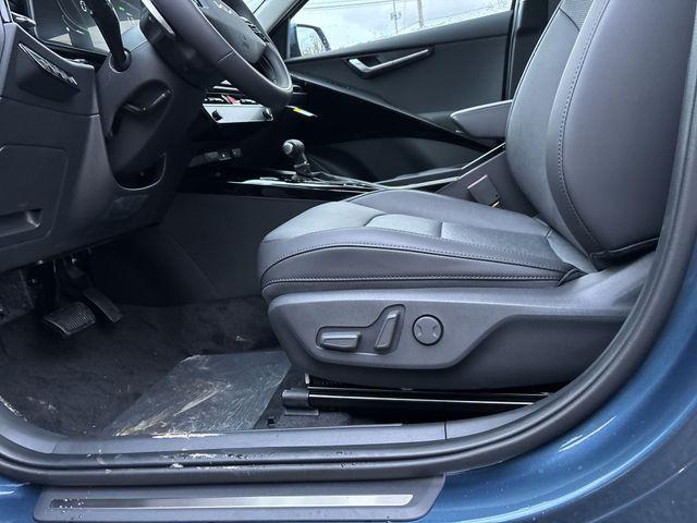 new 2026 Kia Niro car, priced at $34,033