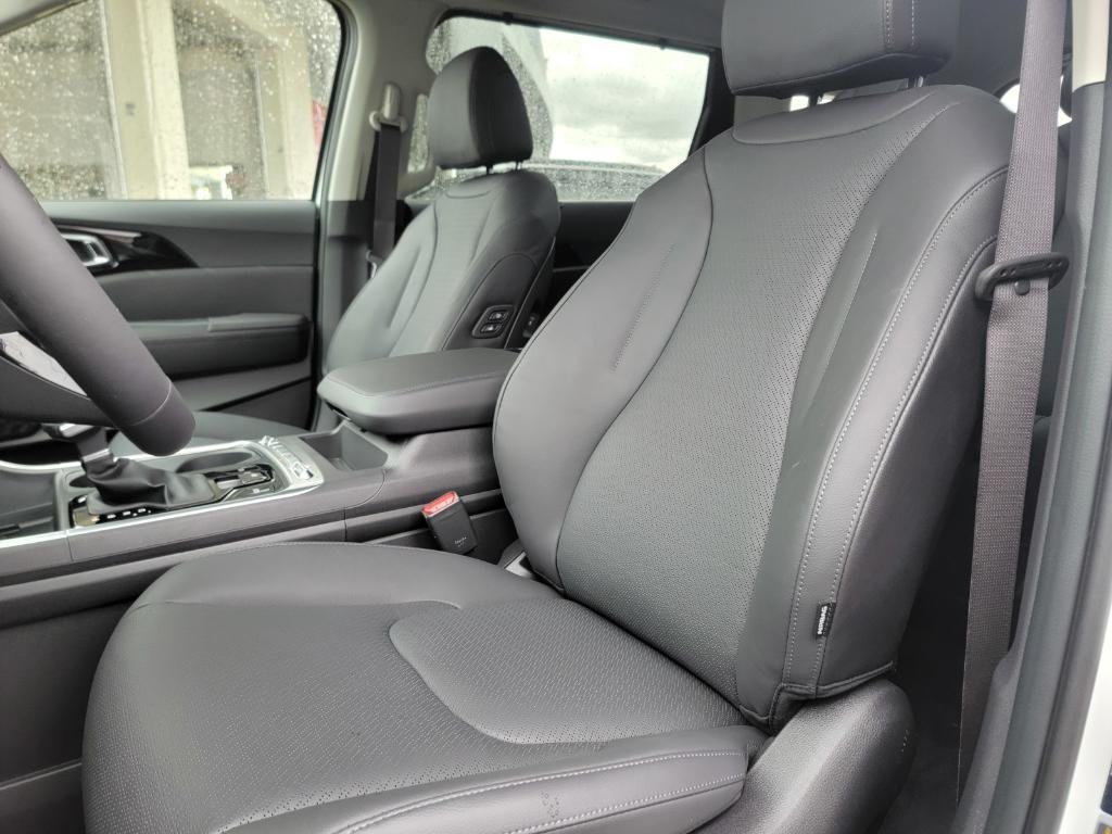 new 2026 Kia Carnival car, priced at $50,734