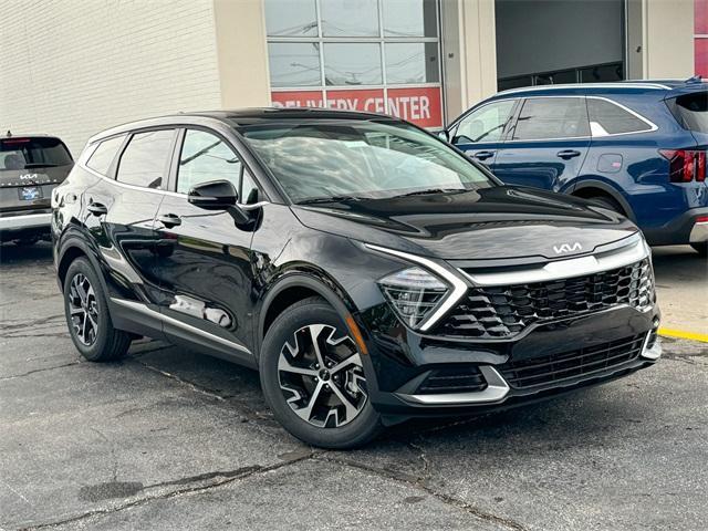 new 2025 Kia Sportage car, priced at $30,940