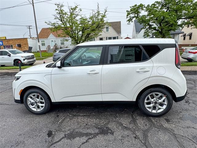 new 2025 Kia Soul car, priced at $22,605