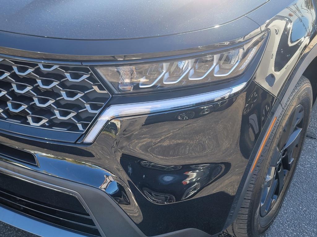 used 2023 Kia Sorento car, priced at $29,308