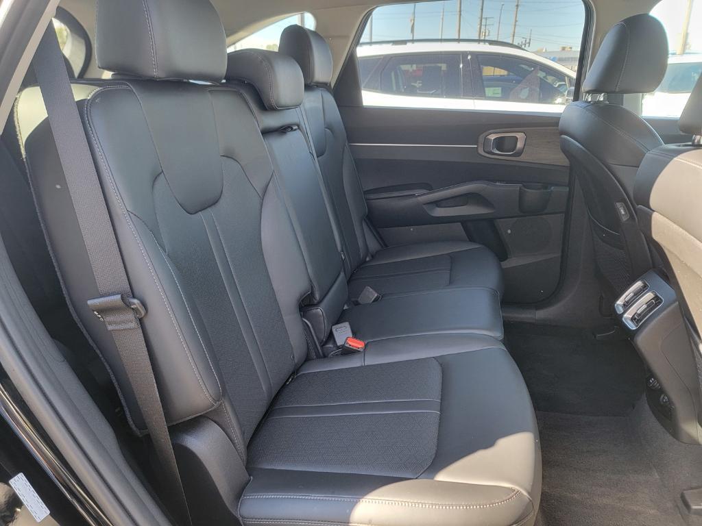 used 2023 Kia Sorento car, priced at $29,308