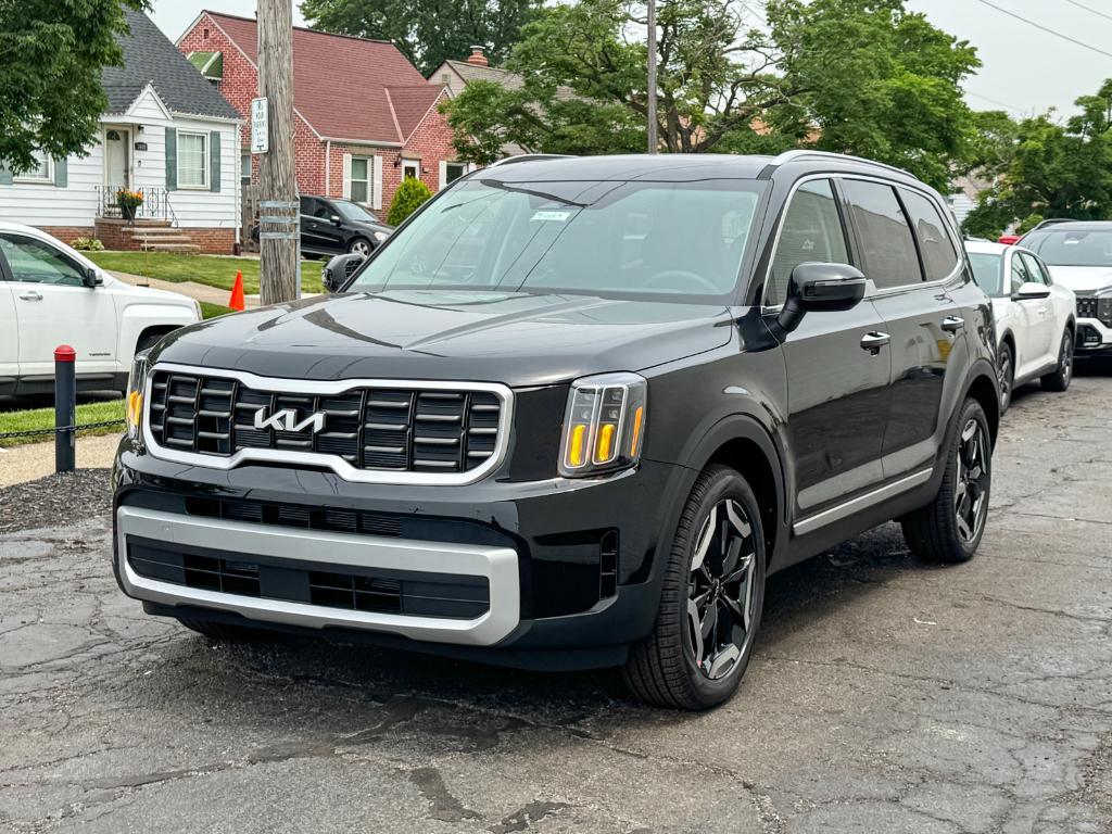new 2025 Kia Telluride car, priced at $43,055