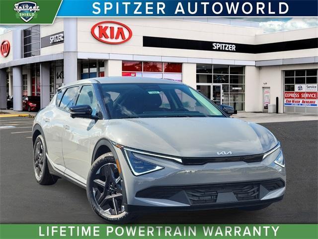 new 2025 Kia EV6 car, priced at $44,152