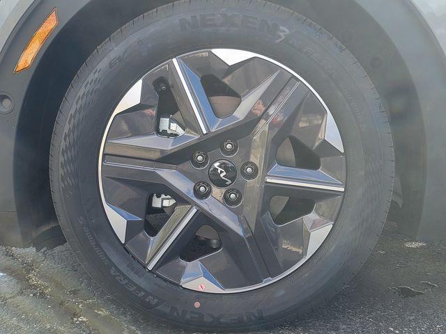 new 2025 Kia EV6 car, priced at $43,152