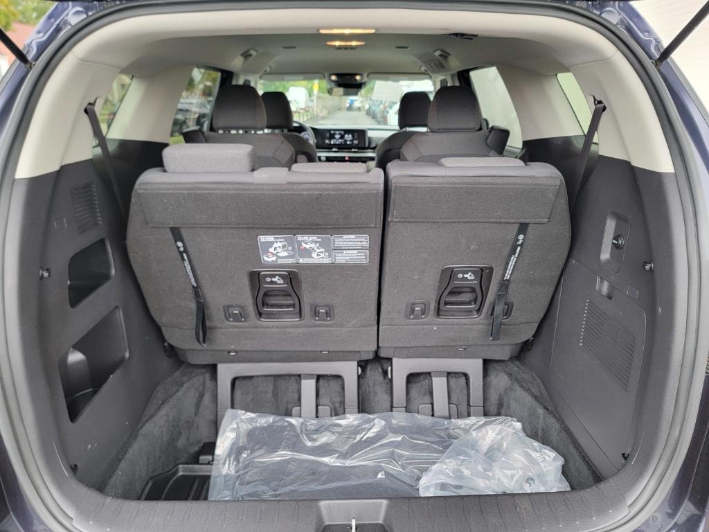 used 2022 Kia Carnival car, priced at $26,383