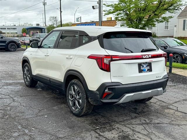 new 2025 Kia Seltos car, priced at $25,920