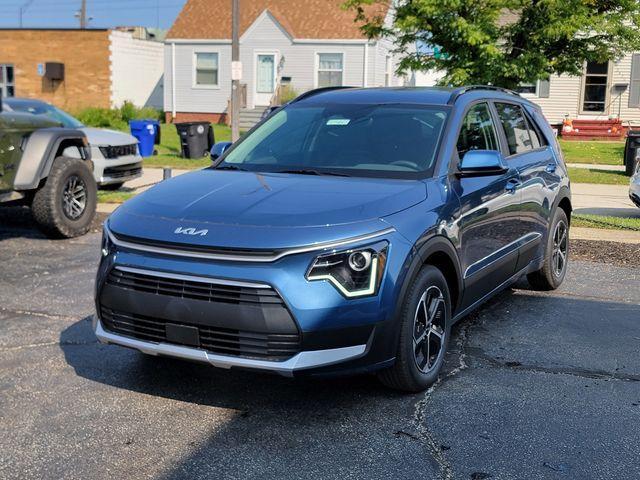 new 2025 Kia Niro car, priced at $28,390