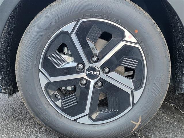 new 2025 Kia Niro car, priced at $29,140