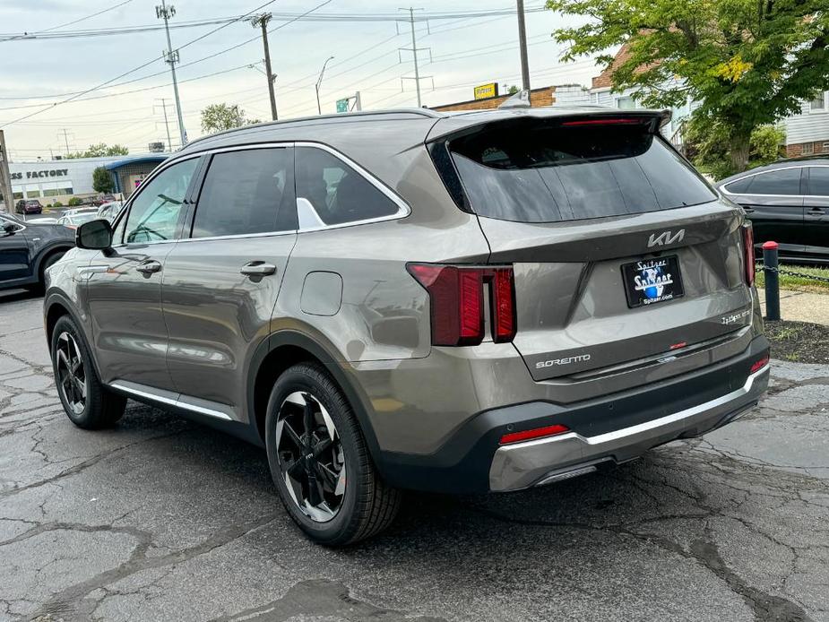 new 2025 Kia Sorento Hybrid car, priced at $43,445