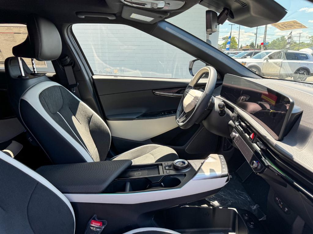 new 2025 Kia EV6 car, priced at $55,875