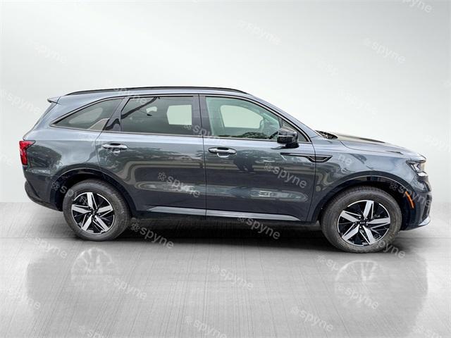 used 2021 Kia Sorento car, priced at $25,604