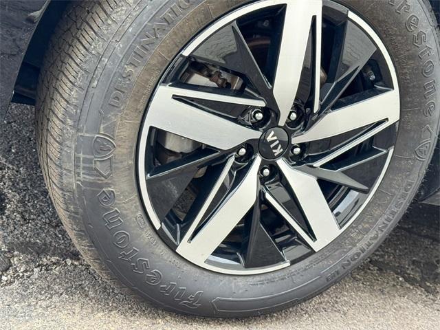 used 2021 Kia Sorento car, priced at $25,604