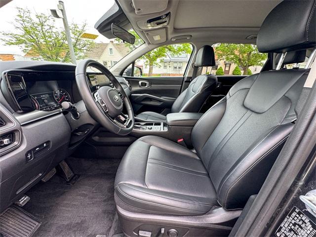 used 2021 Kia Sorento car, priced at $25,604