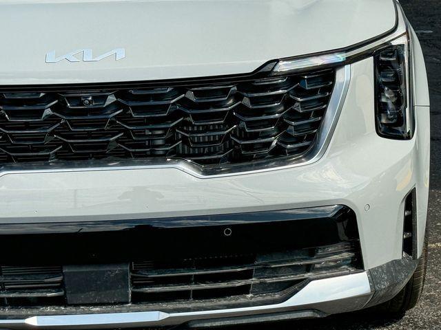 used 2024 Kia Sorento car, priced at $34,137