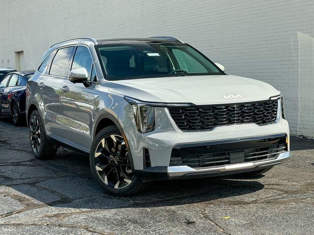 used 2024 Kia Sorento car, priced at $34,137