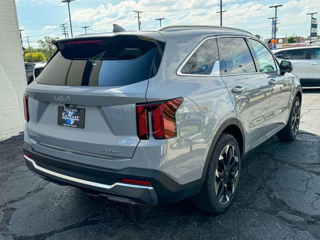 used 2024 Kia Sorento car, priced at $34,137