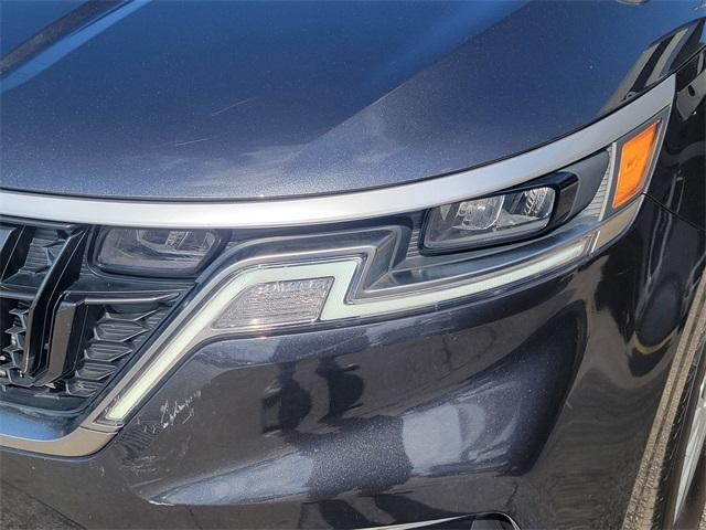 used 2024 Kia Carnival car, priced at $33,132