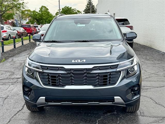 new 2025 Kia Seltos car, priced at $27,525