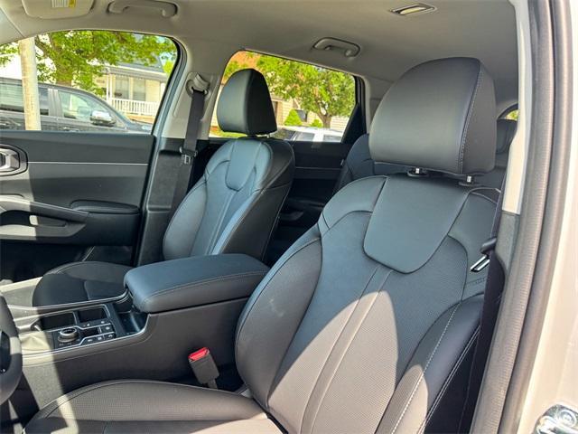 new 2025 Kia Sorento car