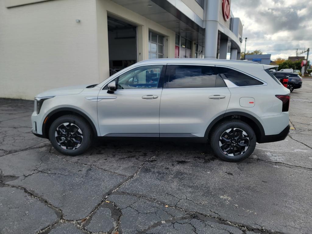 new 2026 Kia Sorento car, priced at $36,775