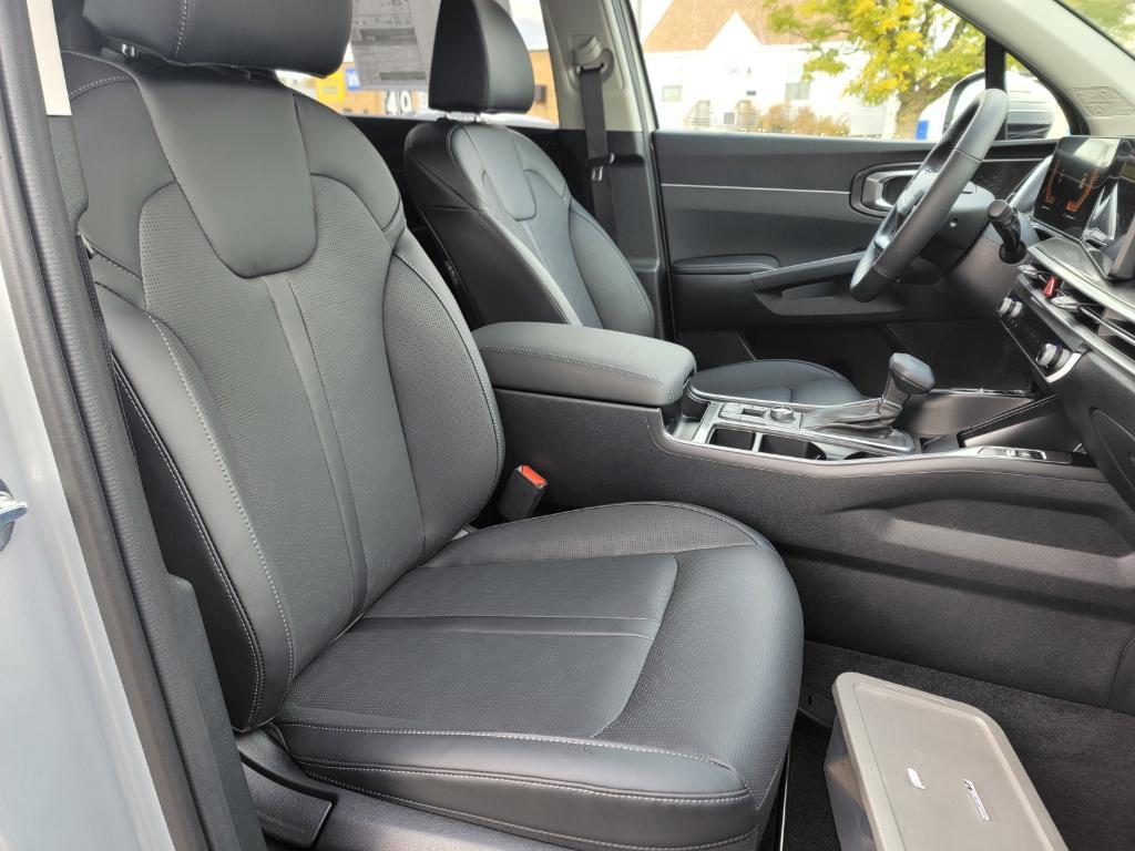 new 2026 Kia Sorento car, priced at $36,775