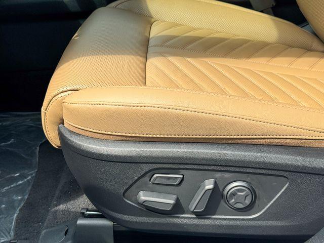 new 2025 Kia Sorento car, priced at $44,230