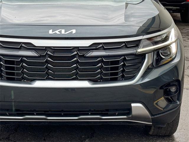 used 2024 Kia Seltos car, priced at $23,926