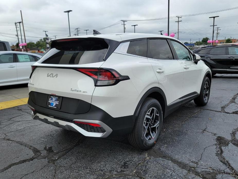 new 2025 Kia Sportage car, priced at $30,935