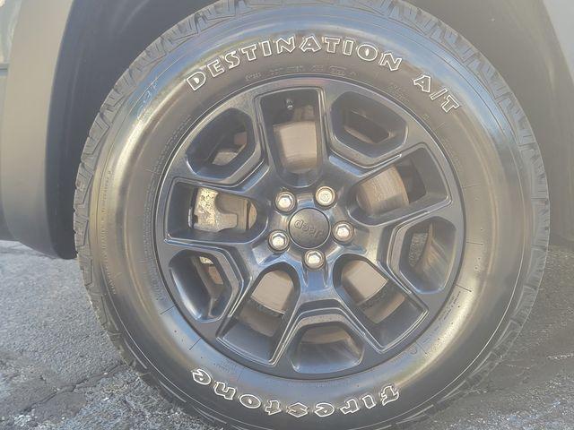 used 2022 Jeep Cherokee car, priced at $24,588