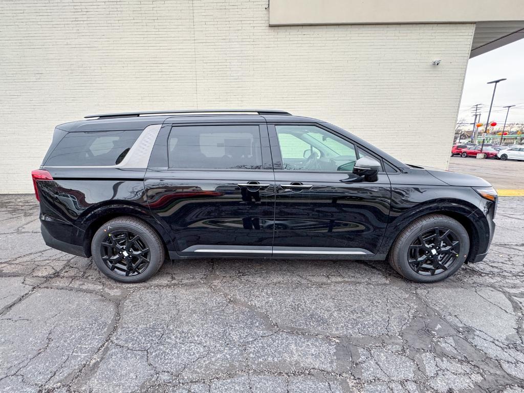 new 2025 Kia Carnival car, priced at $54,755