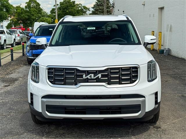 new 2025 Kia Telluride car, priced at $43,600