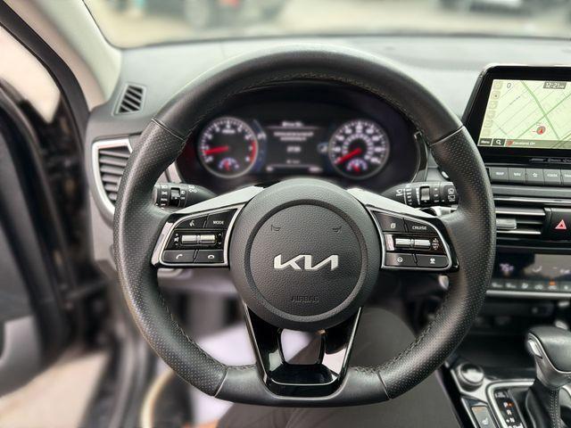 used 2023 Kia Seltos car, priced at $22,917