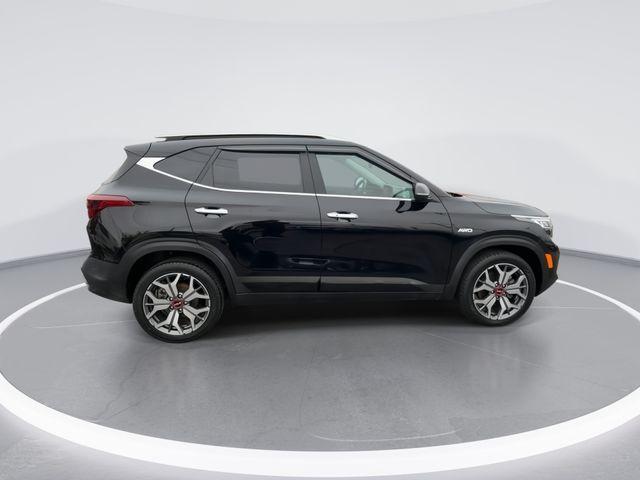 used 2023 Kia Seltos car, priced at $22,917