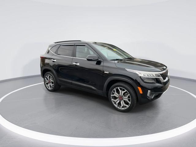 used 2023 Kia Seltos car, priced at $22,917