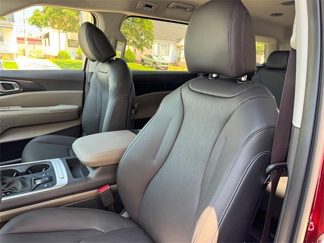 new 2026 Kia Carnival car, priced at $40,720
