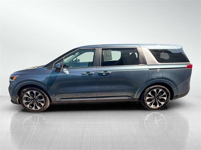 used 2022 Kia Carnival car, priced at $31,727