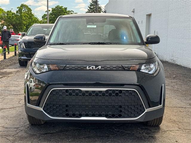 new 2025 Kia Soul car, priced at $21,918