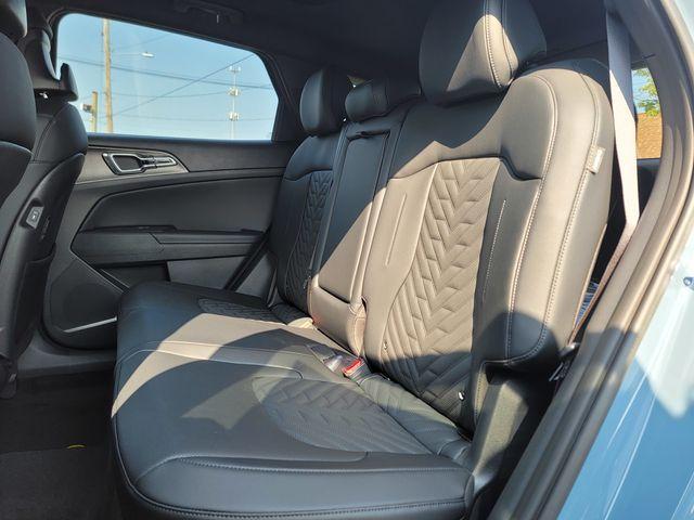 new 2026 Kia Sportage Hybrid car, priced at $35,676